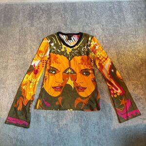 Vintage Y2K Graphic Top S Custo Barcelona Twins Long Flare Sleeve Tee Tshirt